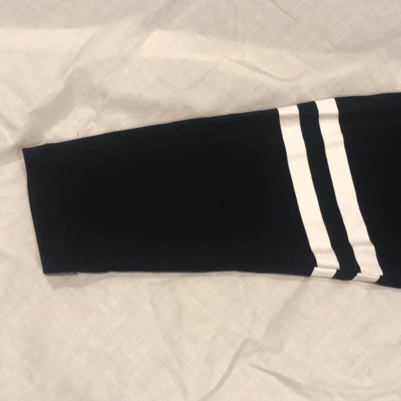 Nike “Just Do It” Number Crewneck Black White Graphic Tee XS - Picture 3 of 9